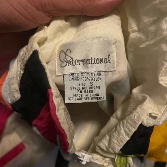 International 80s Vintage Multicolor Bomber Jacket - Picture 4 of 6